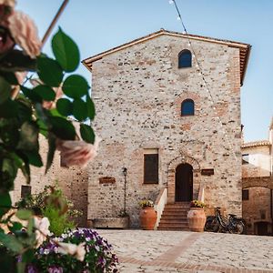 Hotel Borgo Petroro Todi Exterior photo