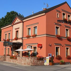 Hotel Penzion Poříčí Trutnov Exterior photo