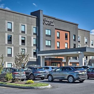 Hampton Inn & Suites Keene Exterior photo