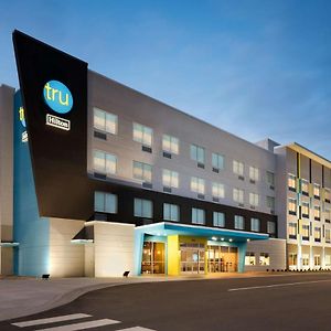 Hotel Tru By Hilton Cedar Rapids Westdale Exterior photo