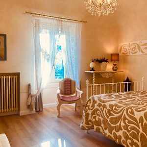 Bed and Breakfast Manzoni37 Novi Ligure Exterior photo