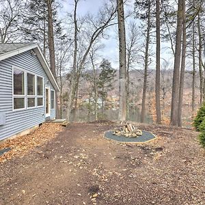 Vila Waterfront Retreat With Boat Dock And Fire Pit! Southbury Exterior photo