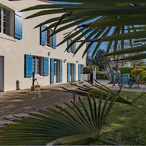 Chambres Et Gites Les Deux Chenes Pres De Bergerac Le Fleix Exterior photo