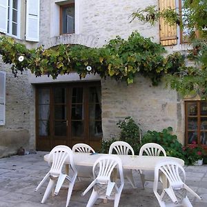 Hotel Le Clos Du Merry Joux-la-Ville Exterior photo