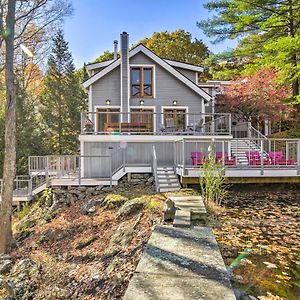 Vila Stunning Pawling Retreat With Ponds And Waterfall Exterior photo