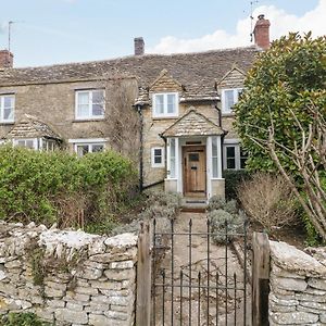 Vila Brooklands Chedworth Exterior photo