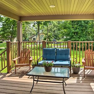 Vila Cabin With Dock And Porch Across From Balsam Lake Exterior photo