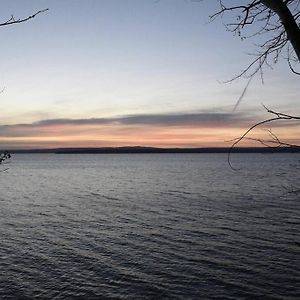 Vila Bark Point Retreat Herbster Exterior photo