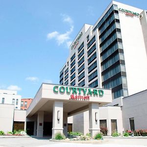 Hotel Courtyard Waterbury Downtown Exterior photo