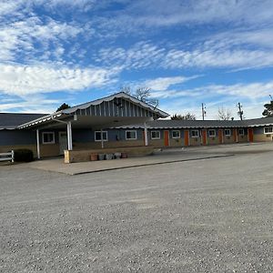 Royal Rest Motel Chariton Exterior photo