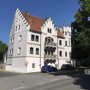 Ferienwohnung In Historischer Villa Mit Gartennutzung Furth im Wald Exterior photo