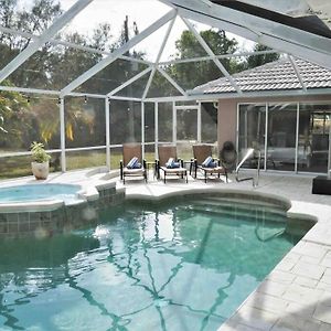 Vila Peachland Getaway With Heated Pool And Tiki Bar Port Charlotte Exterior photo