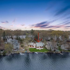 Vila Waterfront Lake House East Hampton Exterior photo