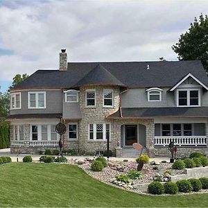 Apartmán Historical Oscar Lofquist House In The Heart Of Des Moines Exterior photo