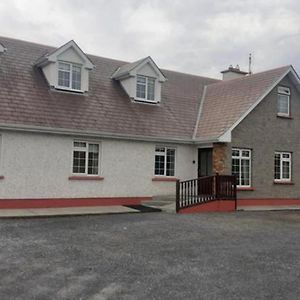 Vila Spacious 6 Bed House 10 Minutes From Knock Airport Ballaghaderreen Exterior photo