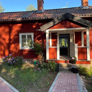 Bed and Breakfast Bagarstugan Kolbäck Exterior photo