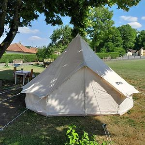 Aparthotel Le Camping Du Capitaine Maranville Exterior photo