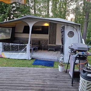 Hotel Cozy Private Caravan On Our Lawn Luleå Exterior photo