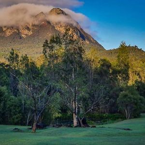 Vila Tuckeroo House And Gardens - Min 2 Nights Rathdowney Exterior photo