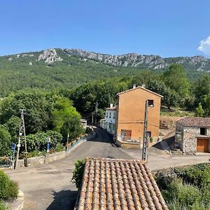 Vila Family Friendly House In Brenac Quillan Exterior photo