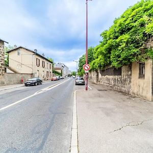 The Buisset Cozy 4-Person Apartment In La Mulatiere Exterior photo