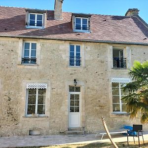 Bed and Breakfast La Chambre Des Remparts Falaise  Exterior photo