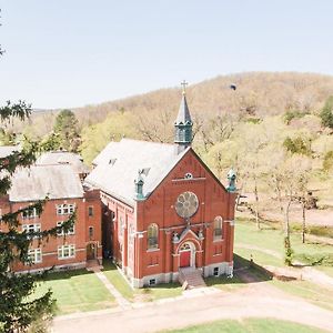 Bed and Breakfast Arcadia Academy Exterior photo