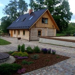 Vilks Un Briedis Holiday Home & Wellness Area Smiltene Exterior photo