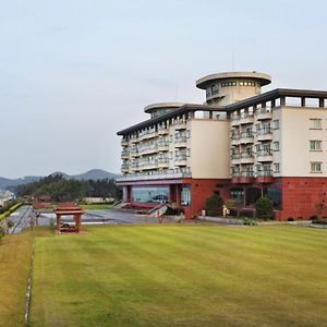 Seaspovill Resort Samčchok Exterior photo