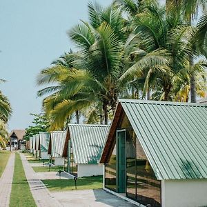 Los Olivos La Playa Hotel Y Restaurante Escuintla Exterior photo