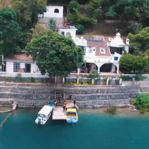 Vila El Castillo En El Lago Atitlan San Marcos La Laguna Exterior photo