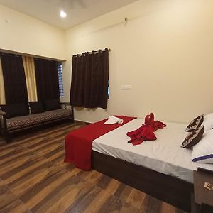 Apartmán Arangan Kudil Tiruchirappalli Exterior photo