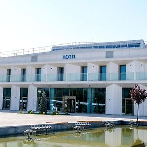 M-Clinic Hotel Taškent Exterior photo