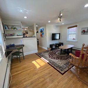 Apartmán Bright & Spacious 1 Br- King Bed & Private Yard Providence Exterior photo