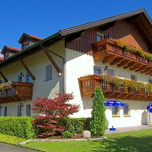 Hotel Fruehstuecks-Pension Lichtenauer Hof Thyrnau Exterior photo