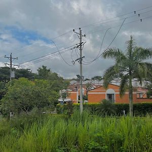 Apartmán Acogedor E Iluminado Apto Cerca A Ukumary Estadio Expofuturo Pereira Exterior photo