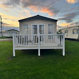 Hotel Bayview Bliss - Luxury Holiday Caravan - Northumberland Newbiggin-by-the-Sea Exterior photo