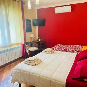 Bed And Breakfast L'Albero Maestro Borgofranco d'Ivrea Exterior photo