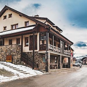 Hotel U Gorala Lesnica Exterior photo