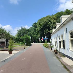 Vila Huisje Aan De Vecht Loenen aan de Vecht Exterior photo