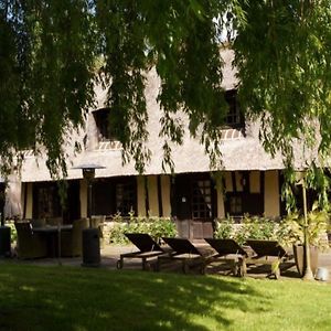 Vila Chaumiere Familiale Weekend & Vacances Paisible Saint-Philbert-sur-Risle Exterior photo