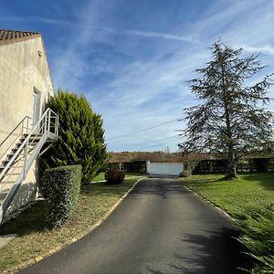 Apartmán La Belle Abeille Eyrans-de Soudiac Exterior photo