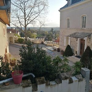 Hotel L'Annexe Du Chateau De Saint Genix Exterior photo