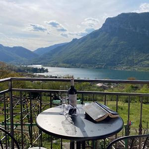 Apartmán Casa Carla, Bis 4 Personen, Garten, Balkon Mit Blick Auf Den See Und Die Berge Crone Exterior photo