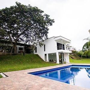 Apartmán ¡Casa Con Piscina La Maria! Dias Inolvidables Pereira Exterior photo