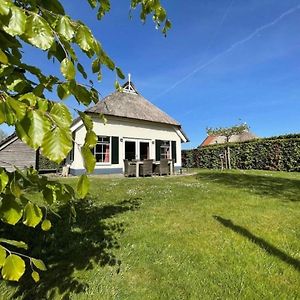 Vila House With A Terrace Near Langweerder Wielen Sint Nicolaasga Exterior photo