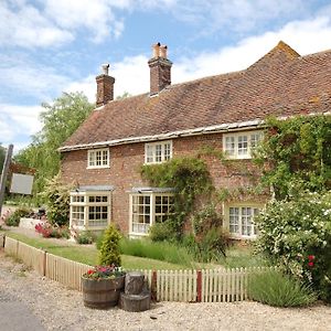 Vila 4 Bed In Corfe Mullen Thold Exterior photo