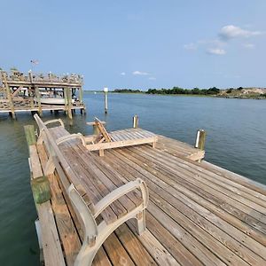 Waterfront, Dock, Hot Tub, Kayaks, King Bedroom With Amazing Views, Relaxation, 2 Miles To The Beach Cedar Point Exterior photo