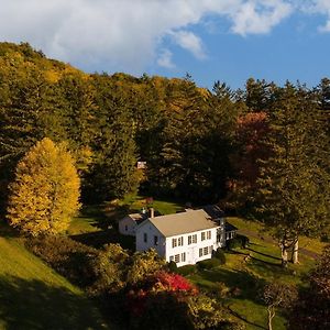 Whitney By Avantstay Private Berkshires Estate Sheffield Exterior photo