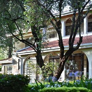 Bed and Breakfast Venia Place Nairobi Exterior photo